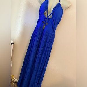 Summer maxi dress with tie back